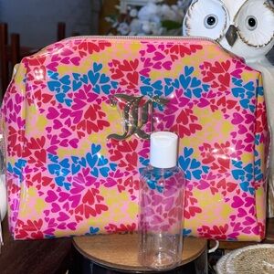 JUICY COUTURE Wedge Cosmetics Bag In Multi Color Heart Print